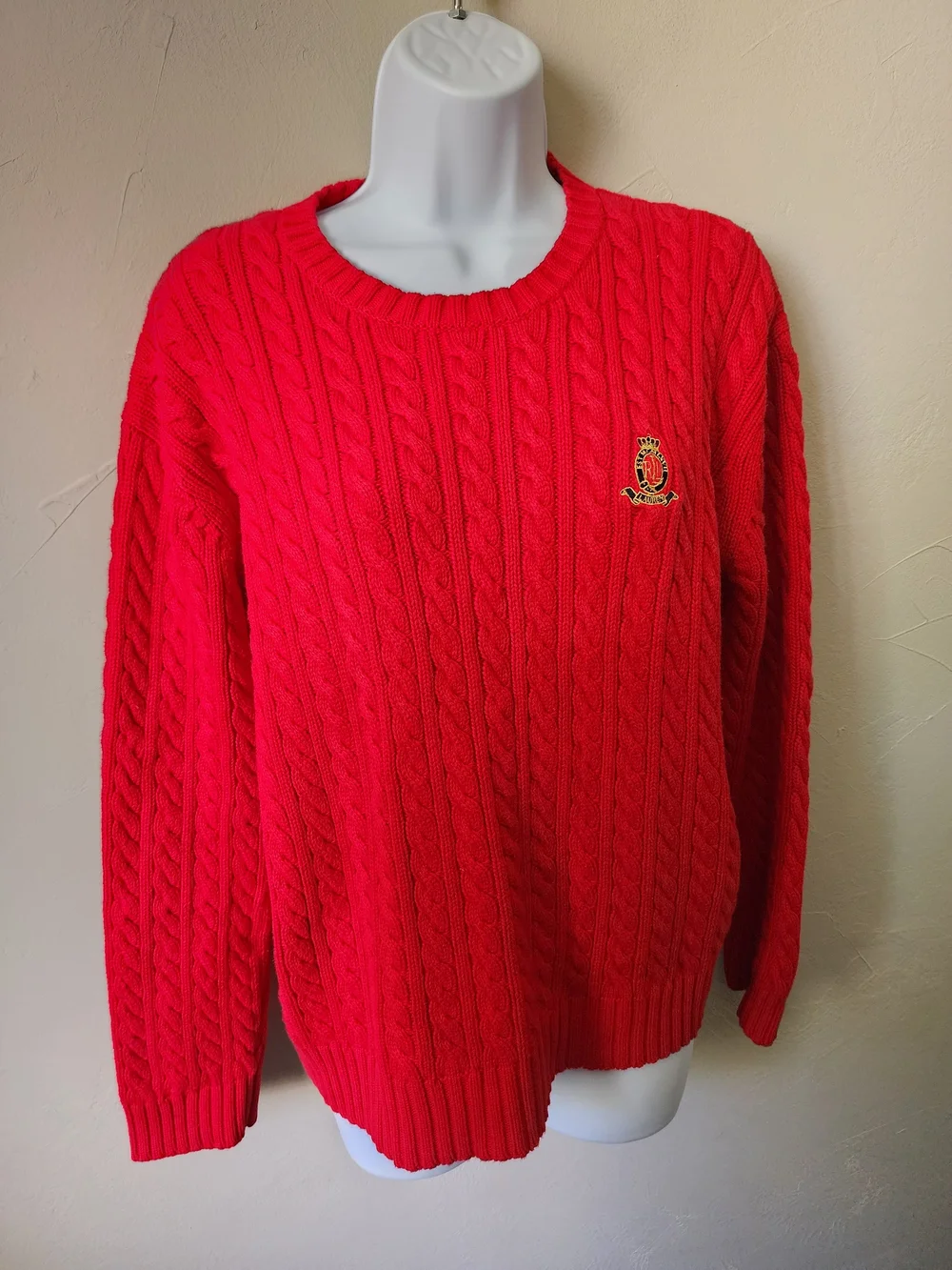 Classic Cable Knit Women's Sweater - Red Size Large - Picture 2 of 6